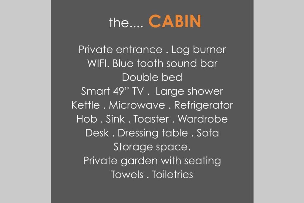 The Cabin Cheltenham Extérieur photo